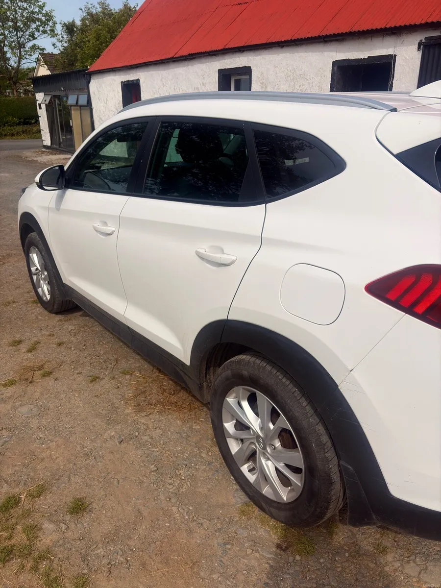 Hyundai tucson executive edition - Image 4