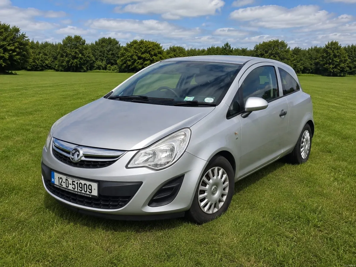 2012 CORSA NEEDS TIMING CHAIN - Image 1