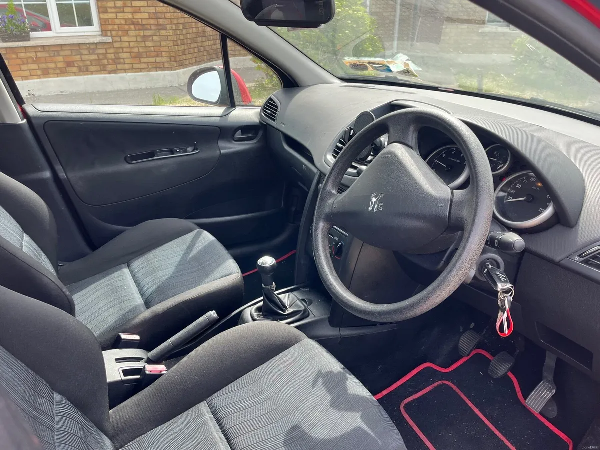 Peugeot 207 2009 - Image 3