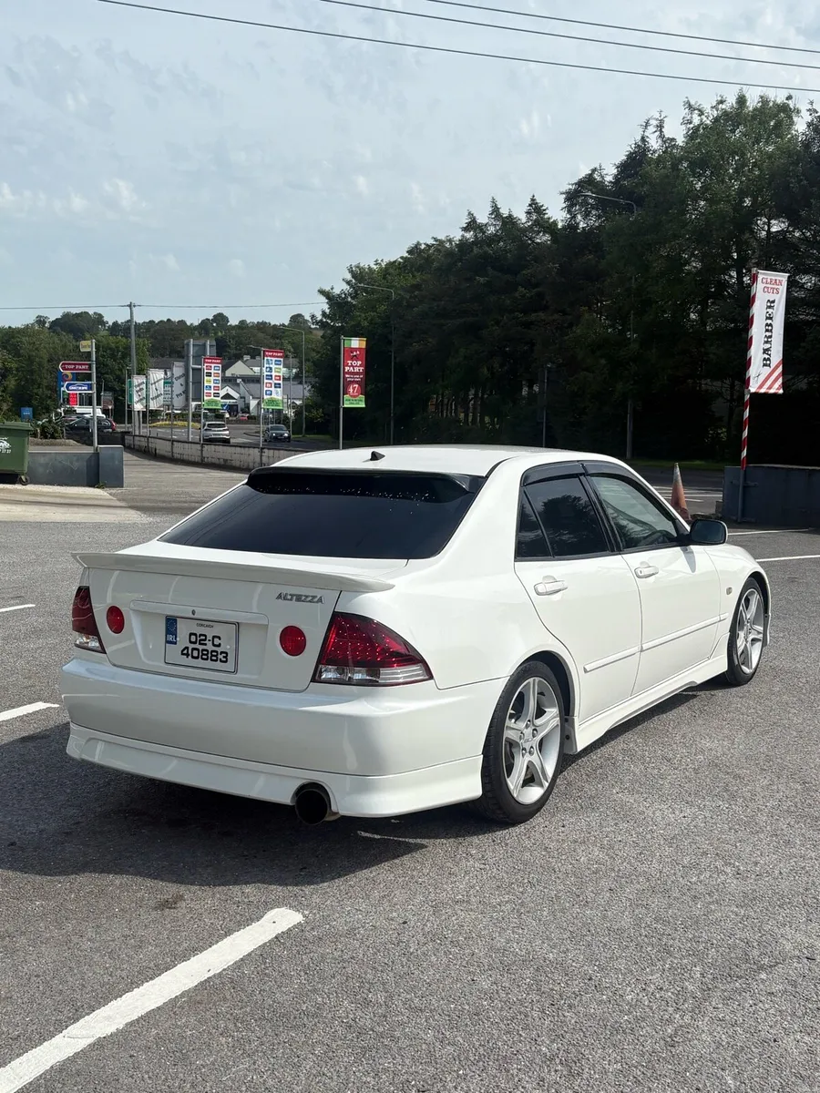 Toyota altezza as200z edition - Image 3