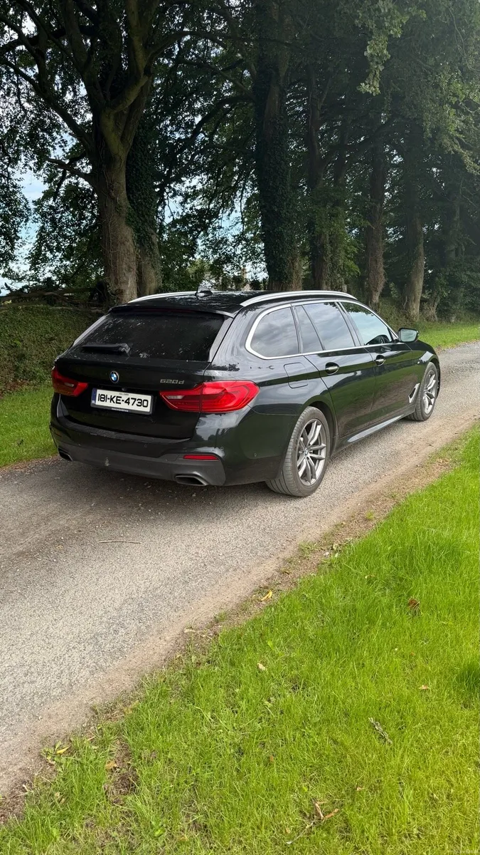 BMW 5 Series M-Sport Touring - Image 4