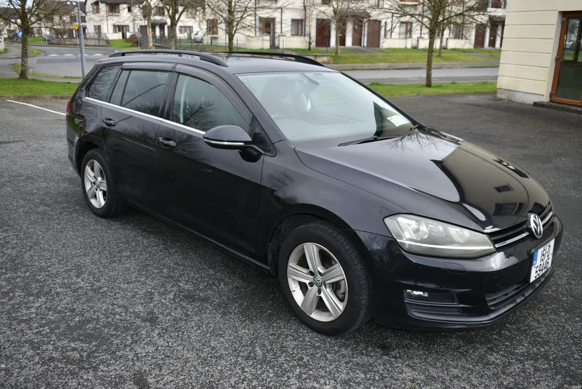 Volkswagen Golf 2015 1.2 Petrol Automatic 87500 km - Image 4