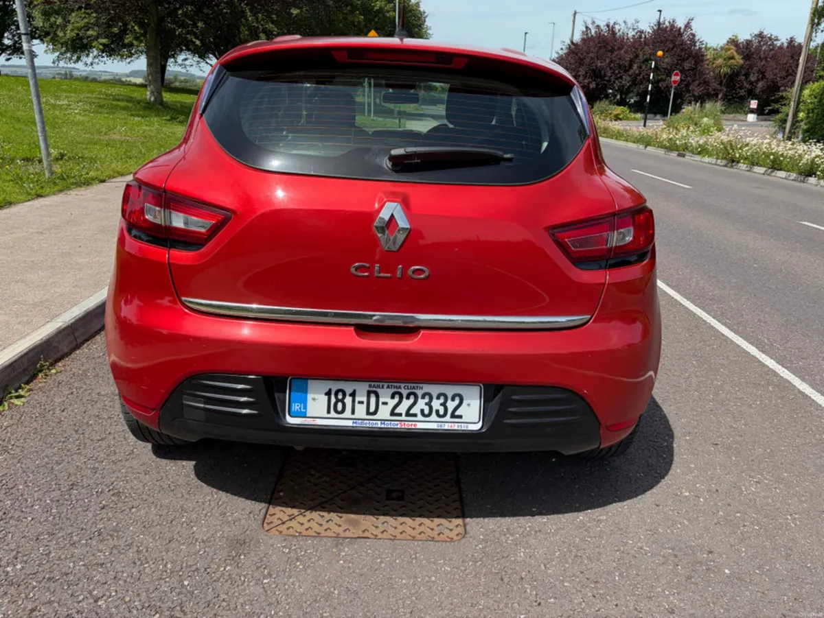 Renault Clio IV DYNAMIQUE NAV 1.2 PETR 4DR - Image 3
