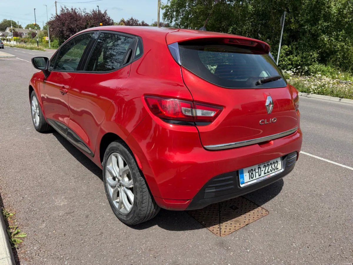 Renault Clio IV DYNAMIQUE NAV 1.2 PETR 4DR - Image 4