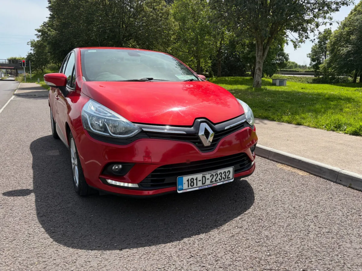 Renault Clio IV DYNAMIQUE NAV 1.2 PETR 4DR - Image 1