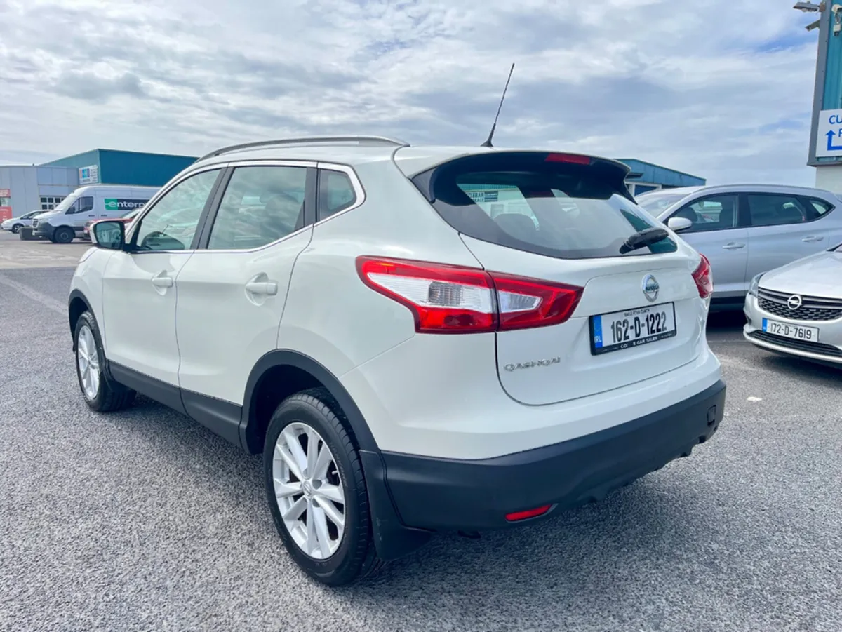 Nissan Qashqai 1.2 SV MY16 NC E6 4DR - Image 2