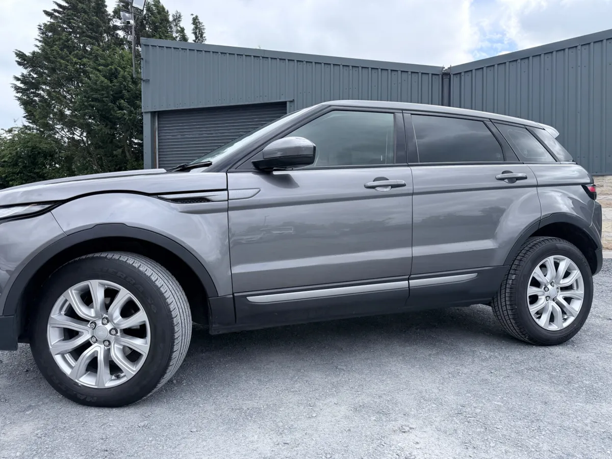 Land Rover Range Rover Evoque 171’ ED4 LOW MILEAGE - Image 5