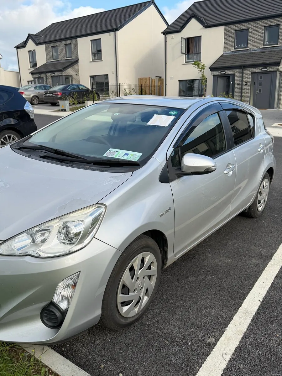 Car - Image 4