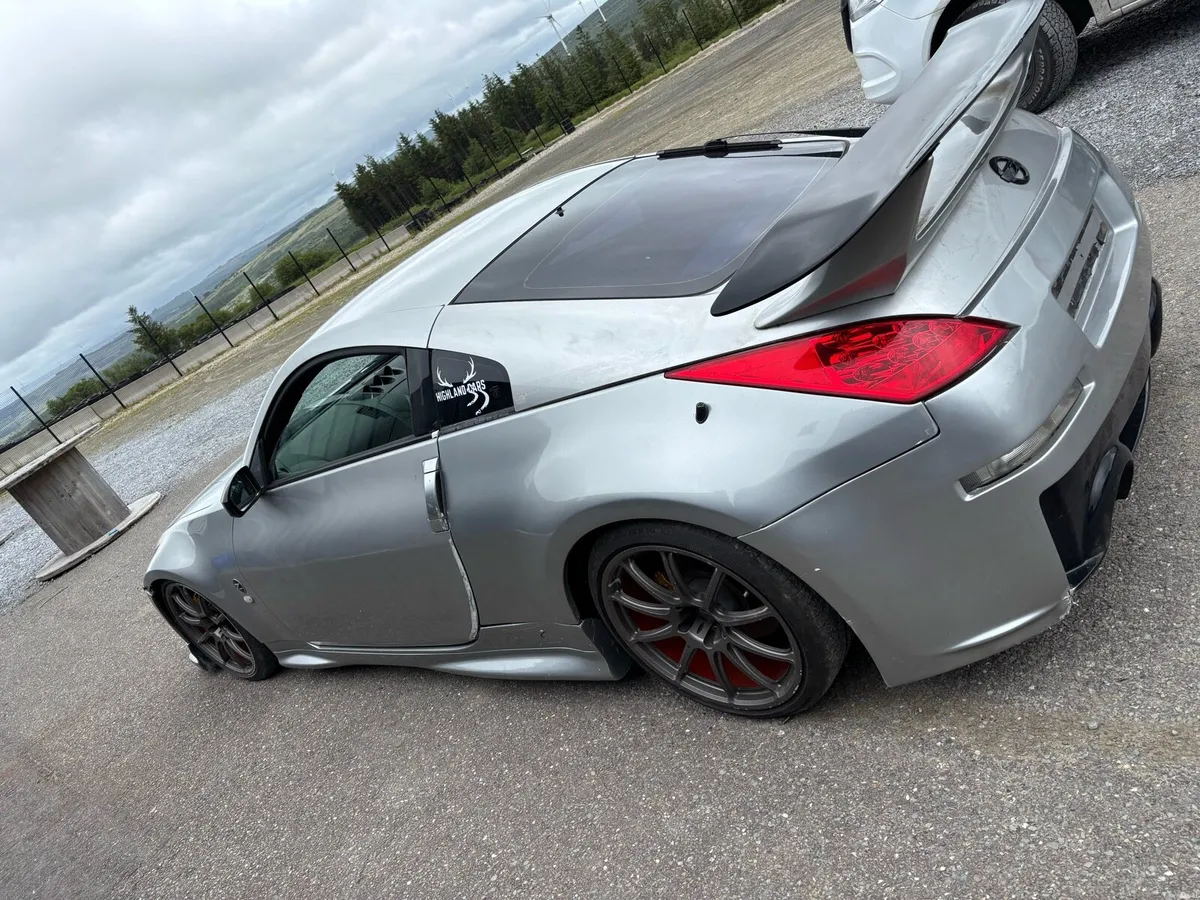 Nissan 350z - Image 3