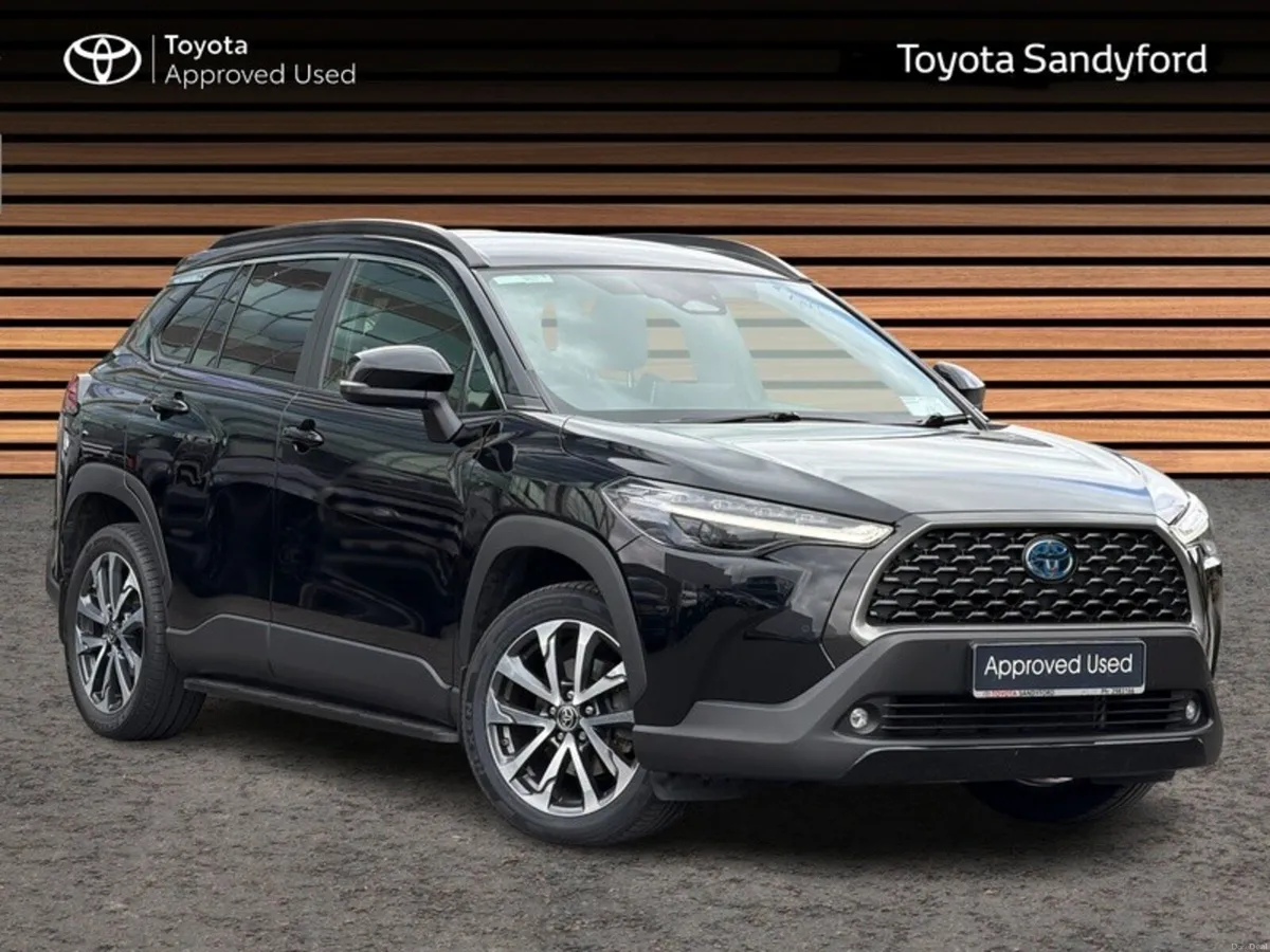 Toyota Corolla Cross 1.8 HYBRID SPORT WITH SIDE ST - Image 1