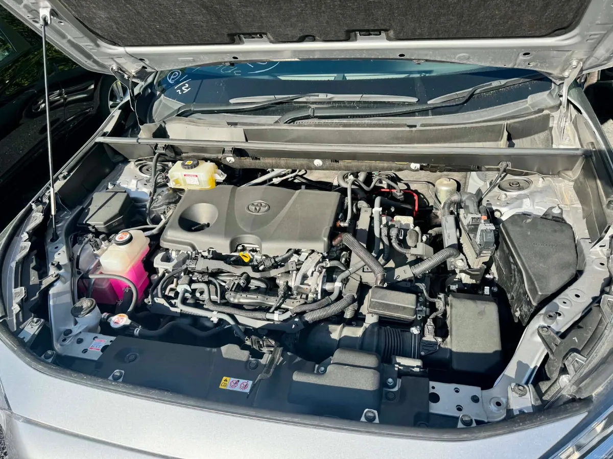 2020 Toyota Rav4 Immaculate condition - Image 3