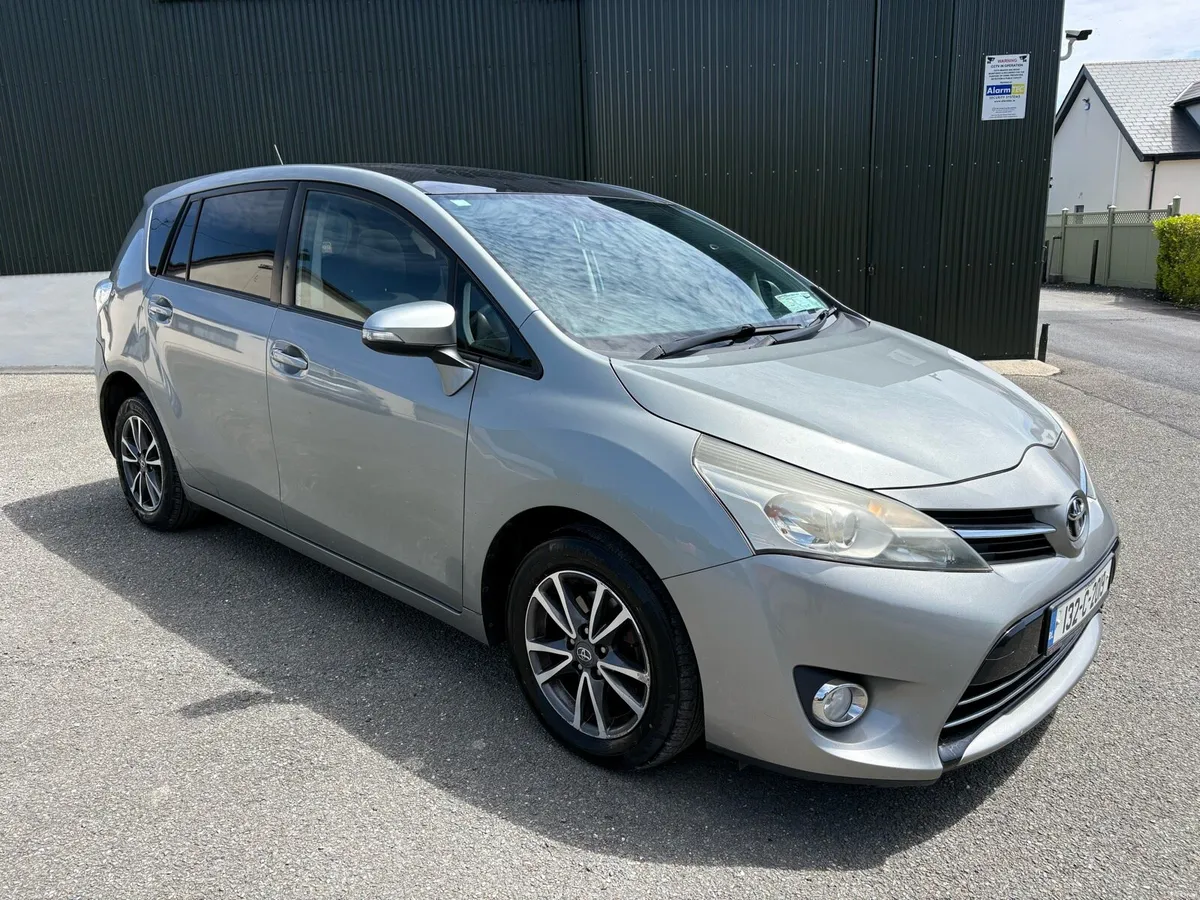 Toyota verso - Image 2