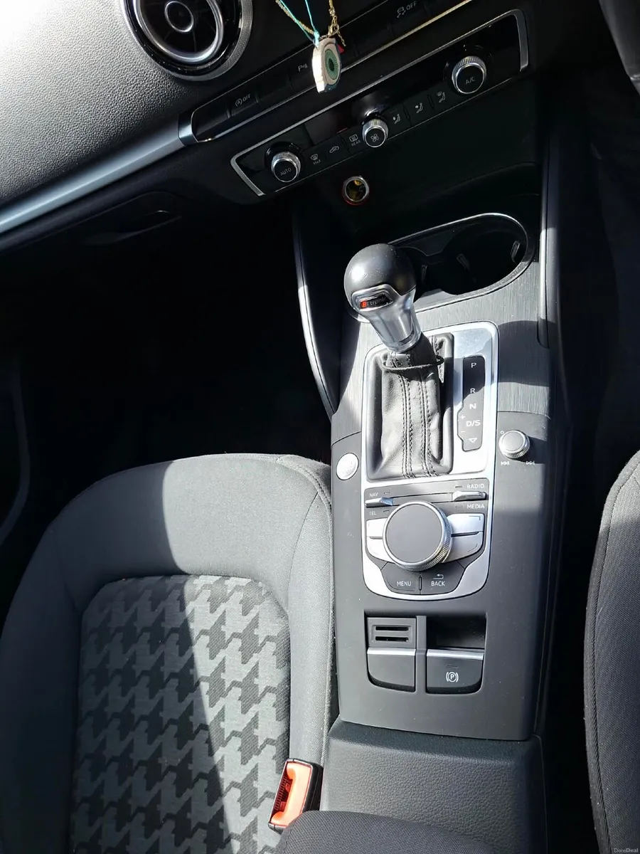 Audi A3 2016 - Image 3