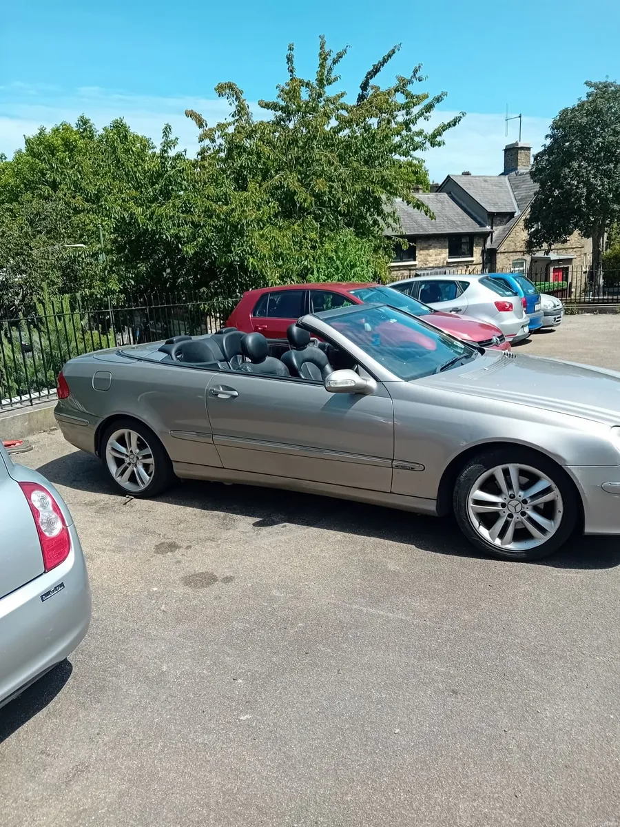 Mercedes-Benz CLK 2006 - Image 5
