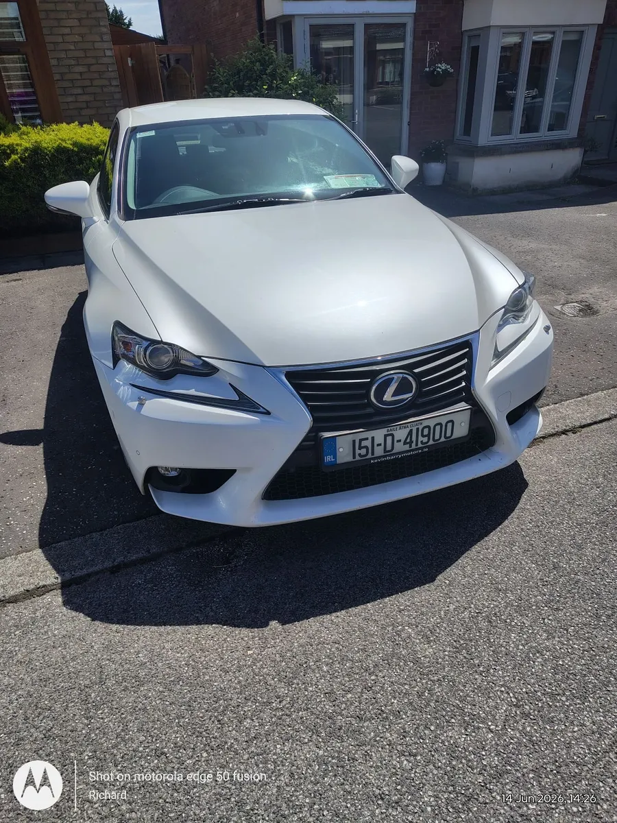Lexus IS 2015 - Image 4