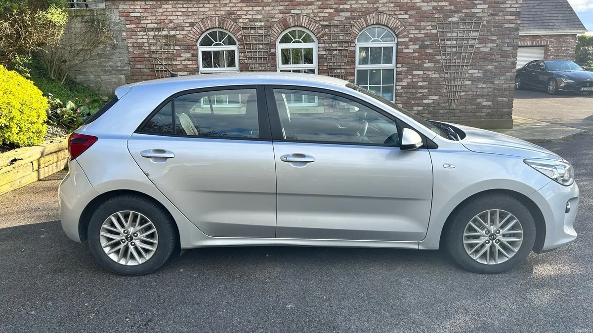 Kia Rio 2018 1.4 diesel - Image 5