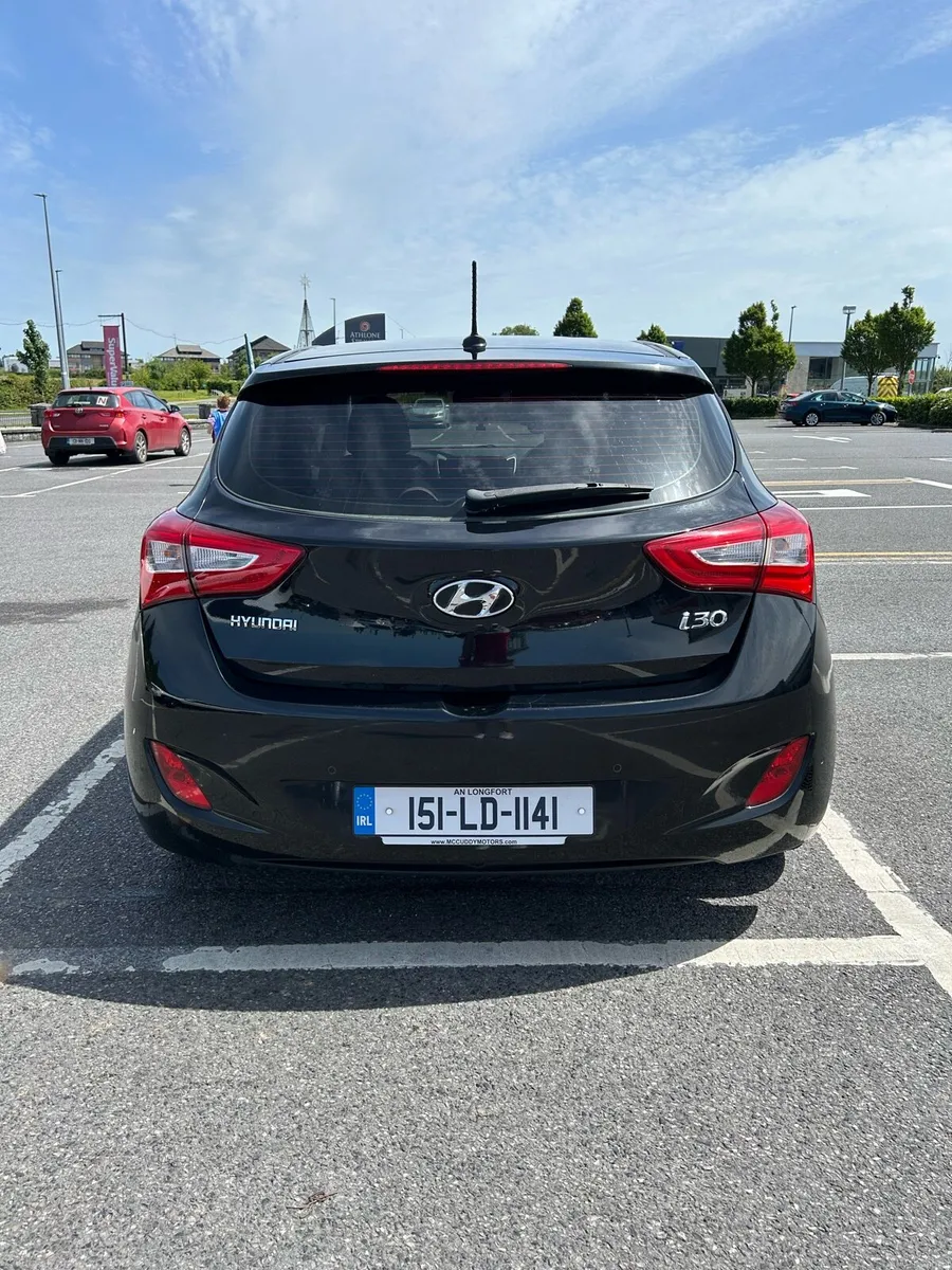 Hyundai i30 Huge specs - Image 4