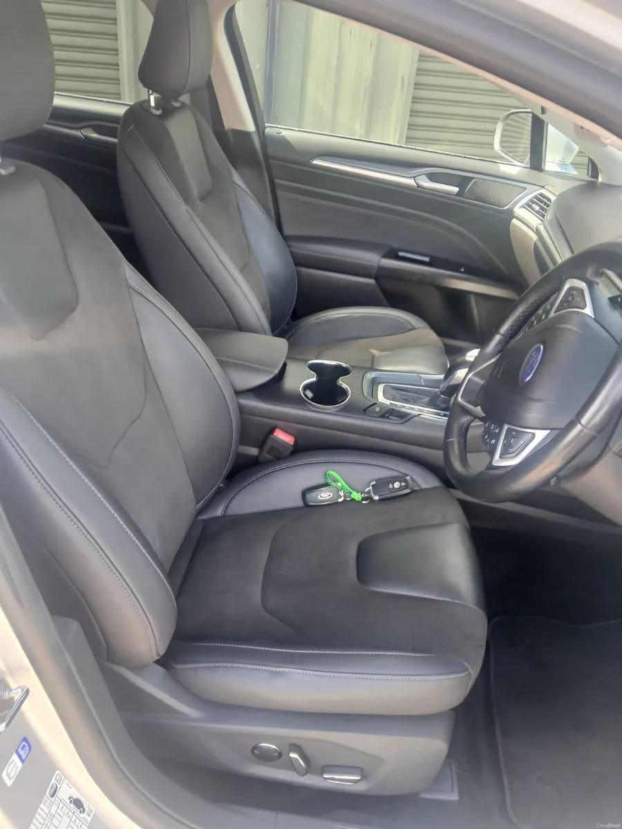 Ford Mondeo automatic diesel  2018 low mileage - Image 4