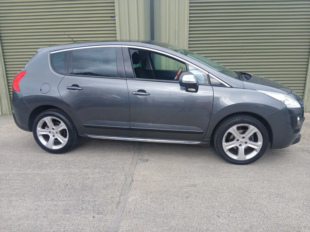 Peugeot 3008 auto 2013 low kms - Image 1