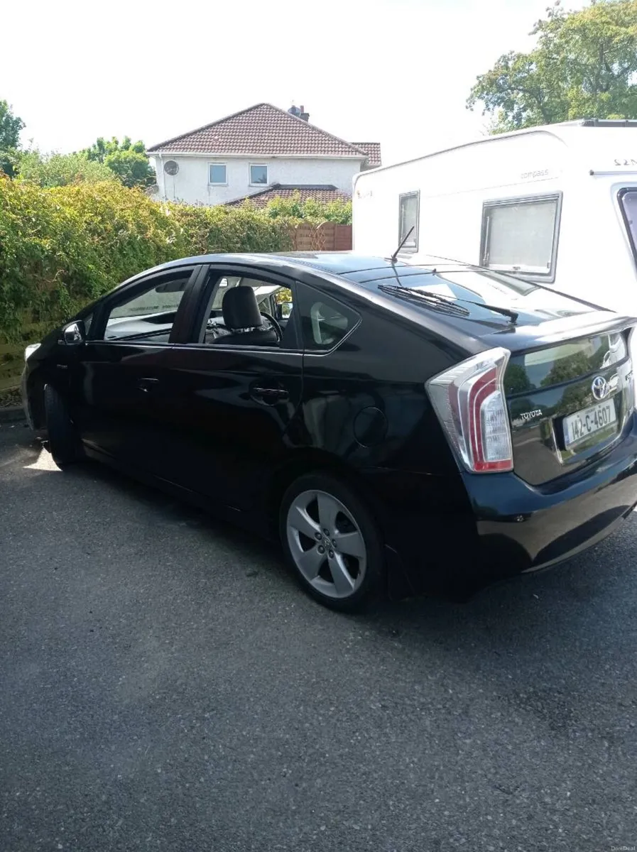 Prius 142 - Image 1