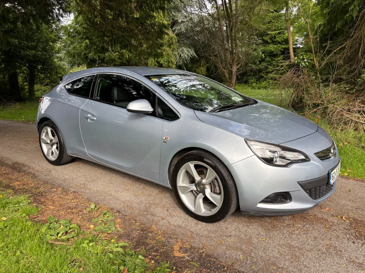 162 Vauxhall Astra GTC 1.6L, NCT to November 2026! - Image 4