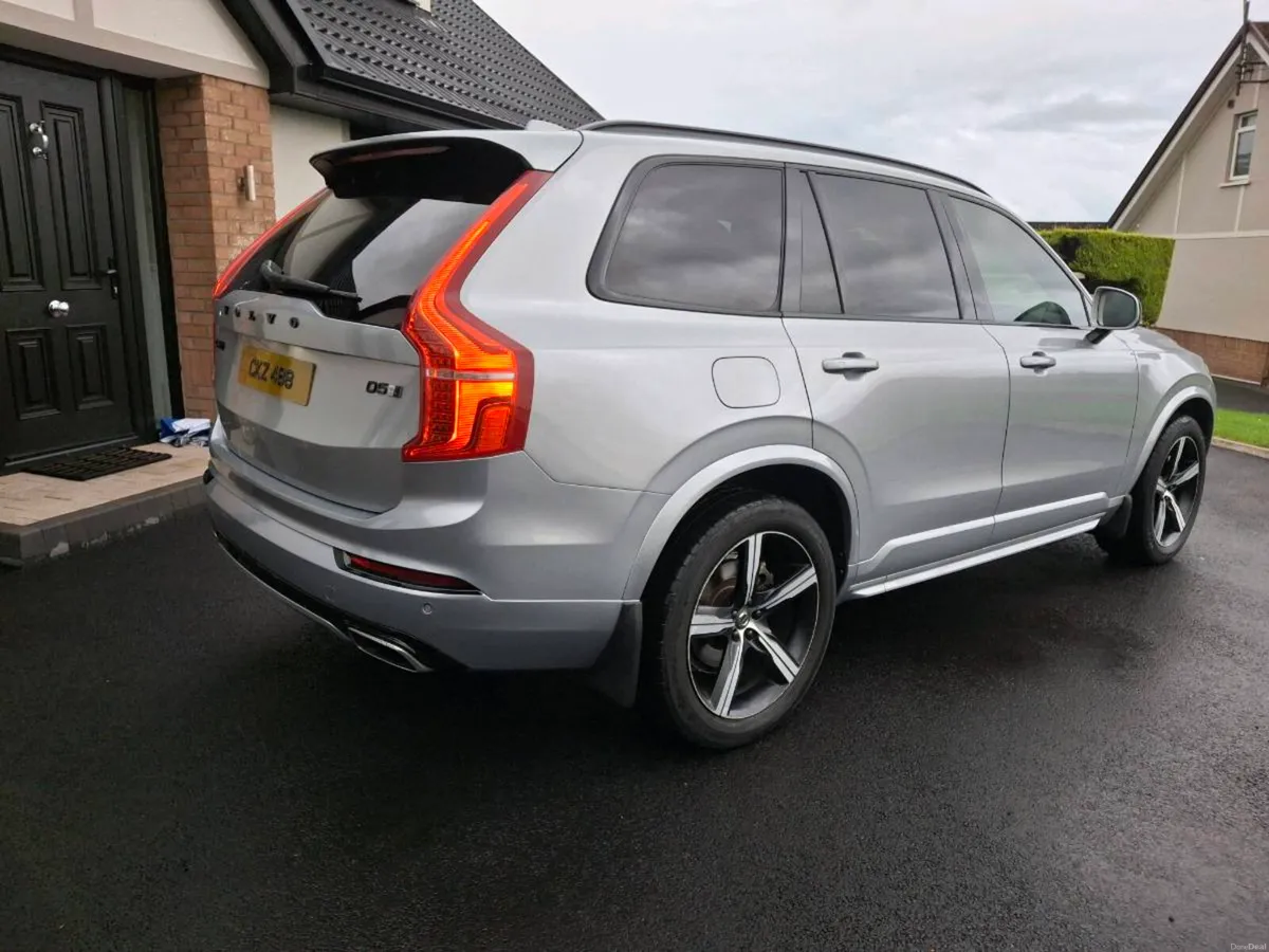 2018 Volvo XC90 R design - Image 4