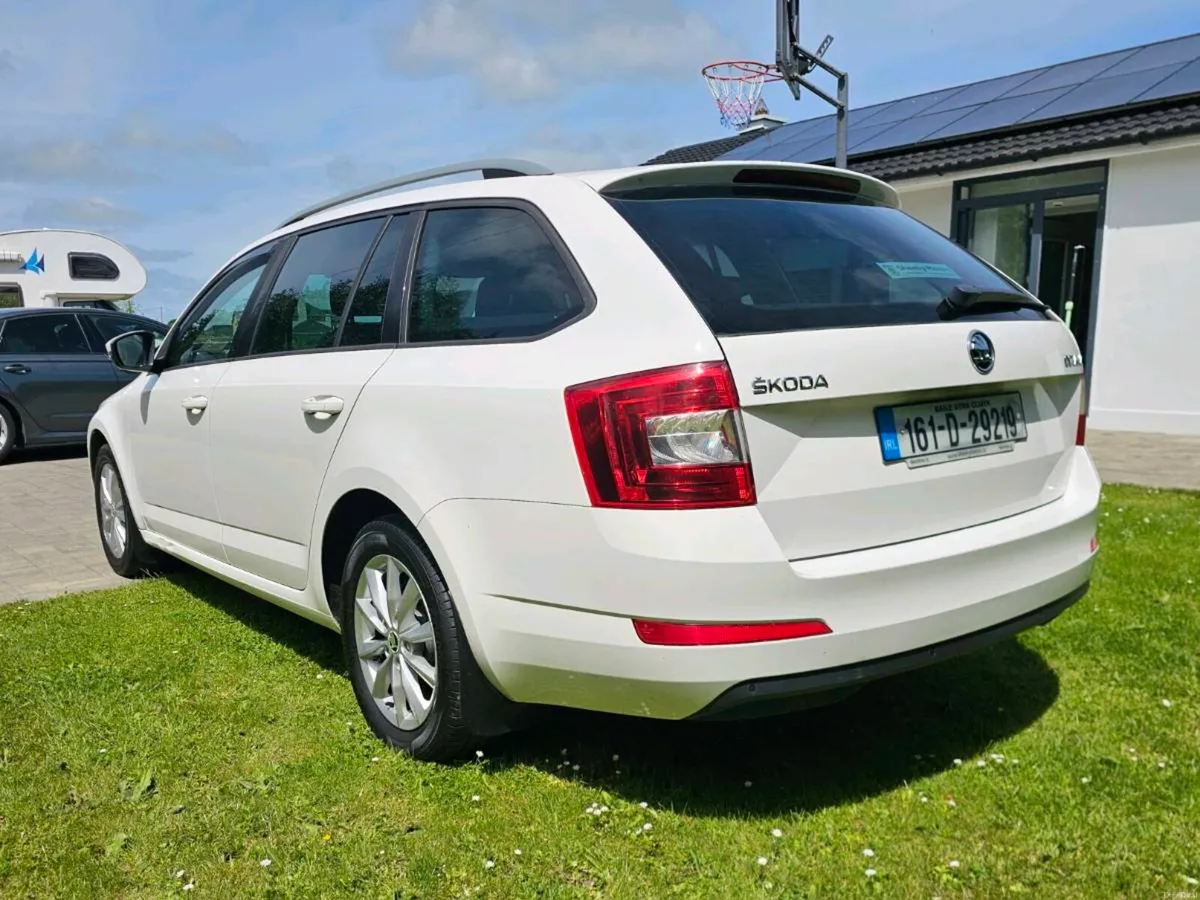 161 Skoda Octavia 1.6 diesel manual Nct 03-27 - Image 2