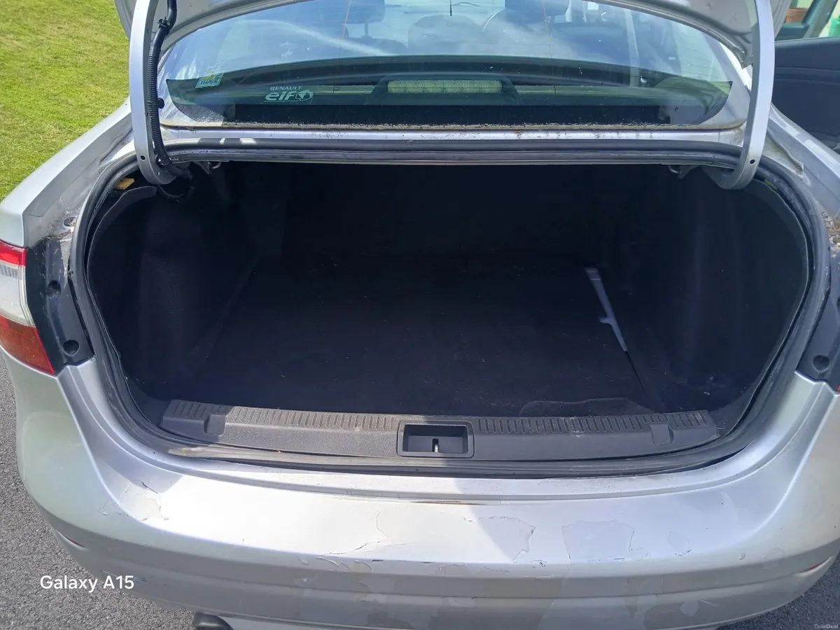 Renault Fluence 2015 - Image 4