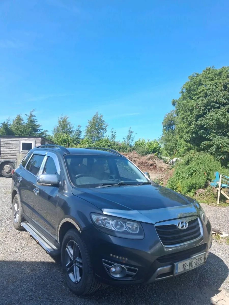 12 Hayandai santafe 2.0 Diesel New NCT & Tax  - Image 1