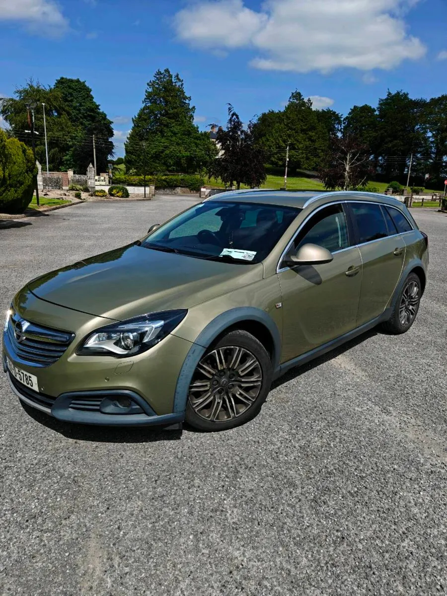 Opel Insignia 2015 4X4 Tourer Country - Image 2