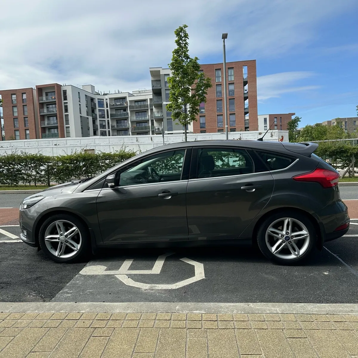 2016 Ford Focus. New NCT & Taxed. - Image 3