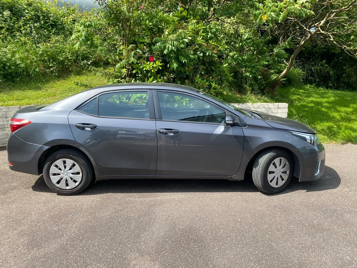 Toyota Corolla - Image 3