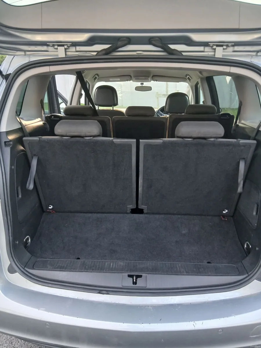 Opel Zafira  - 7 Seater - Image 4