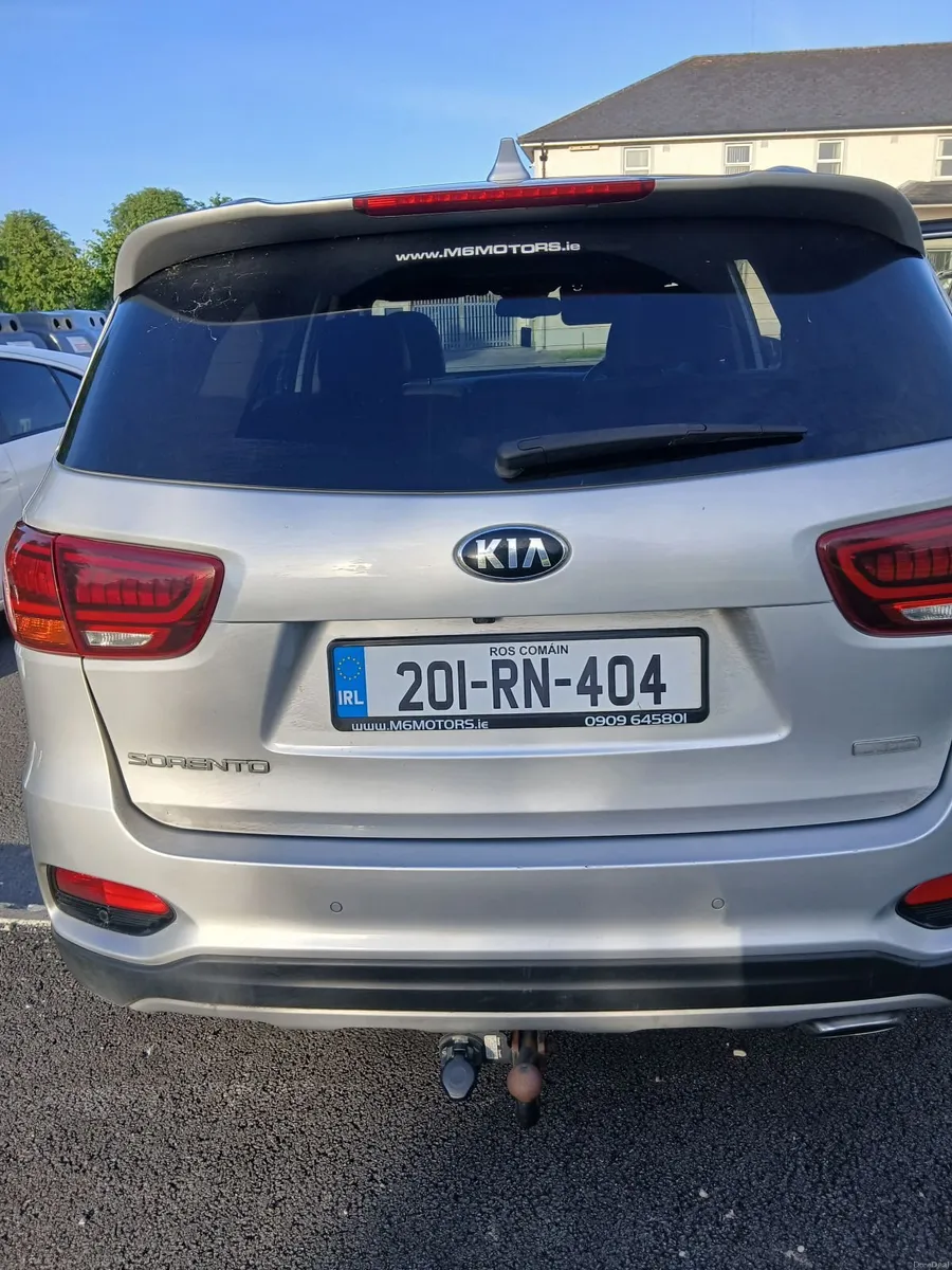 Kia Sorento 2021 - Image 2