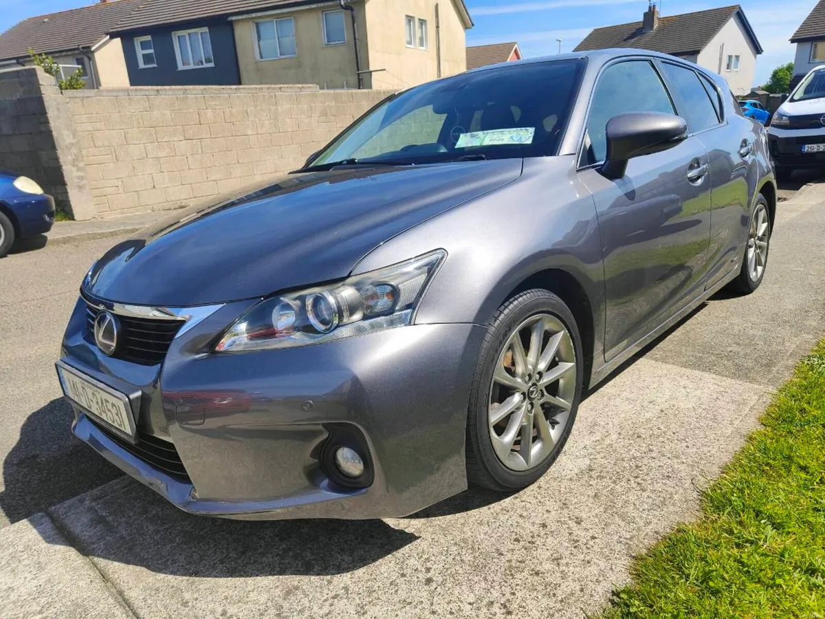 Lexus CT200H - Image 4