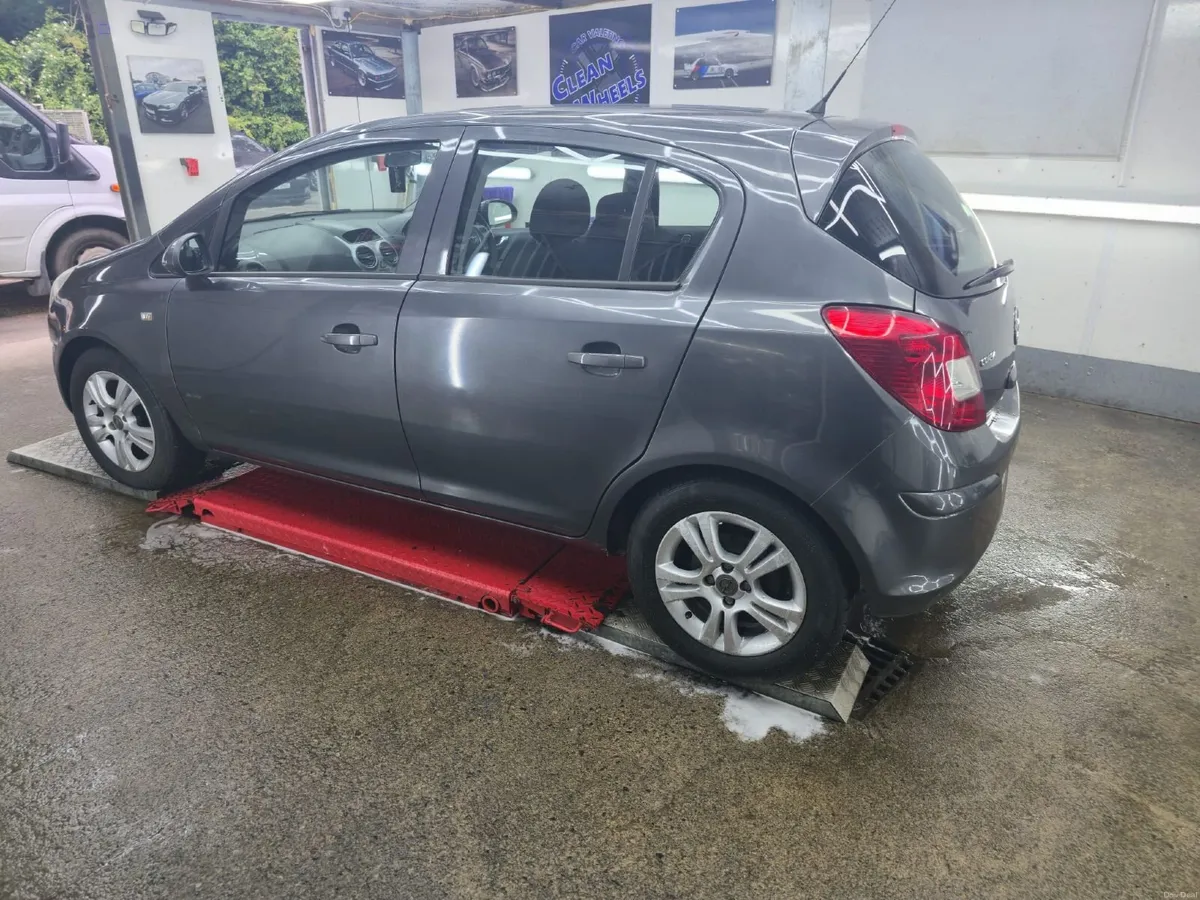 Opel Corsa 2011 - Image 3