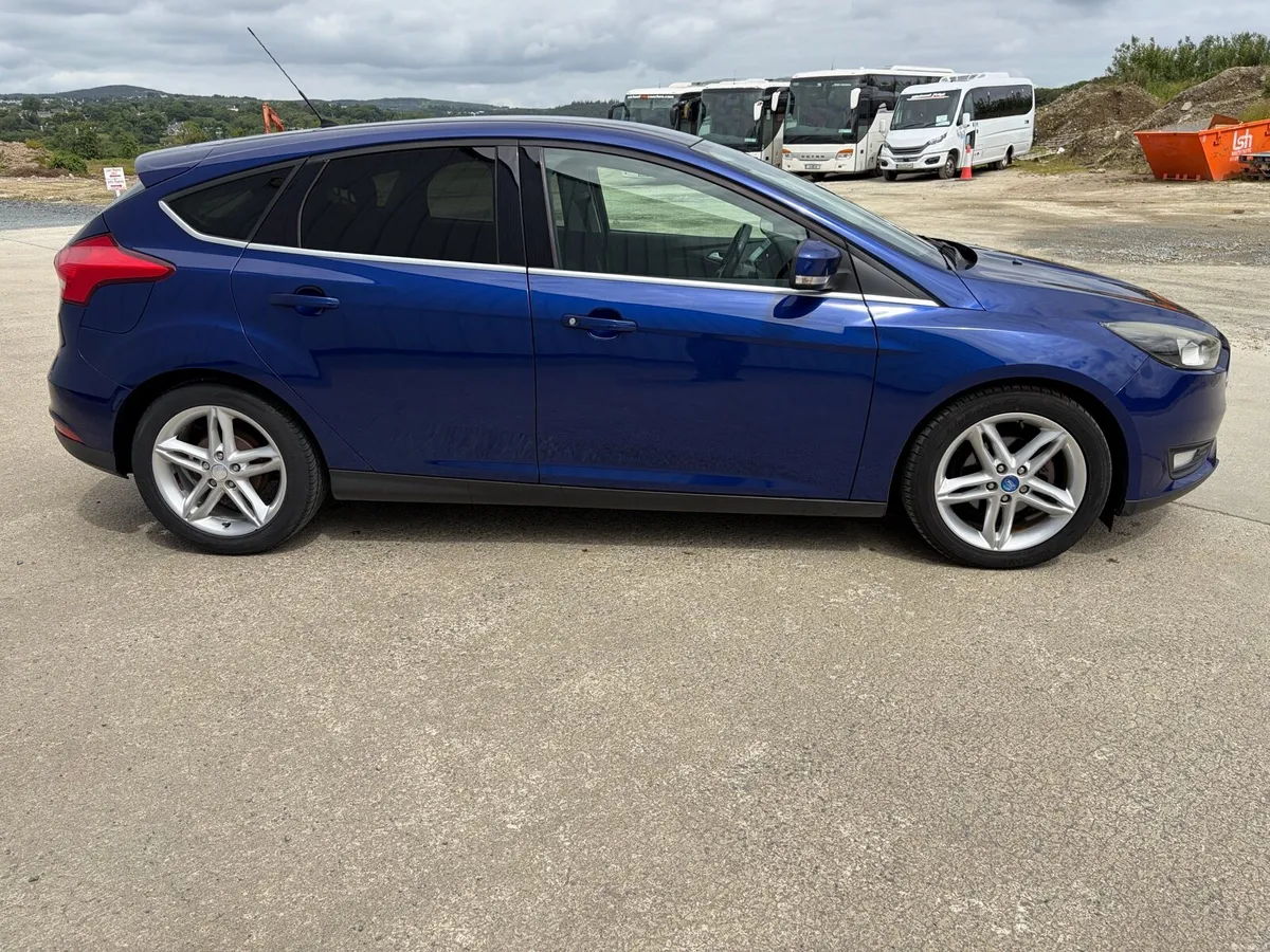 Ford focus - Image 5