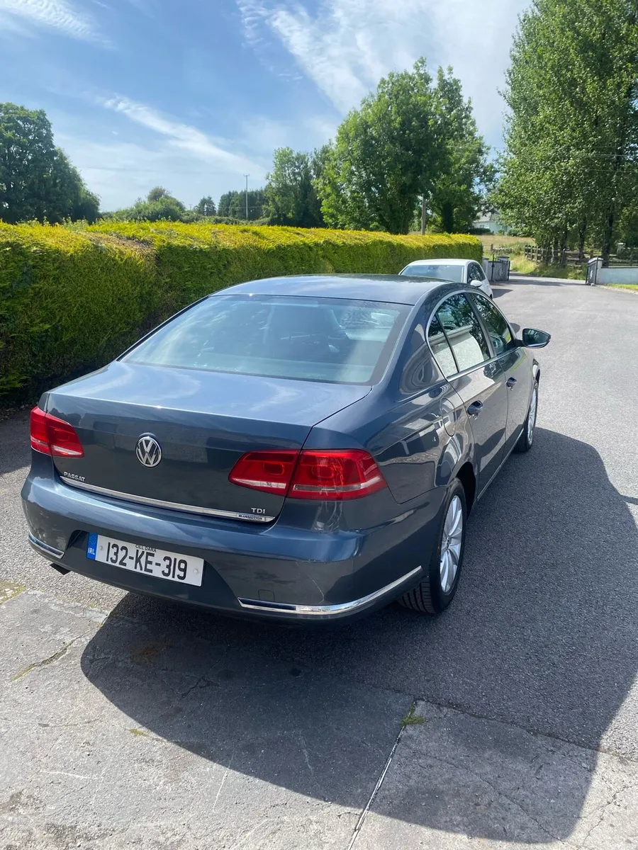2013 Volkswagen Passat - Image 4