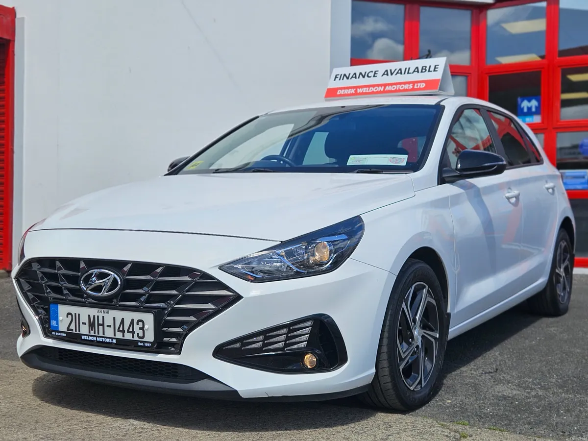 Hyundai i30 2021 - Image 2