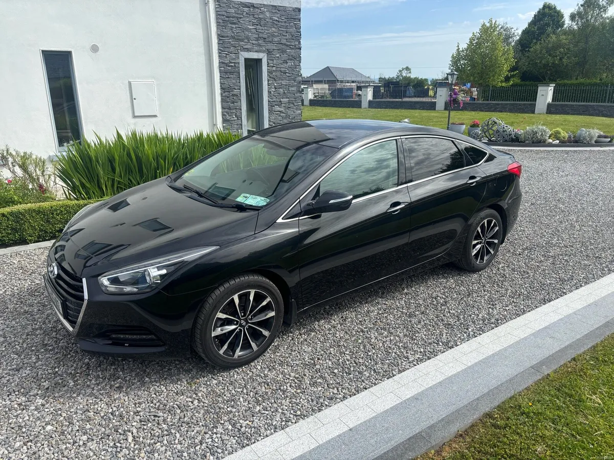 Hyundai I40 2015 low mileage - Image 3
