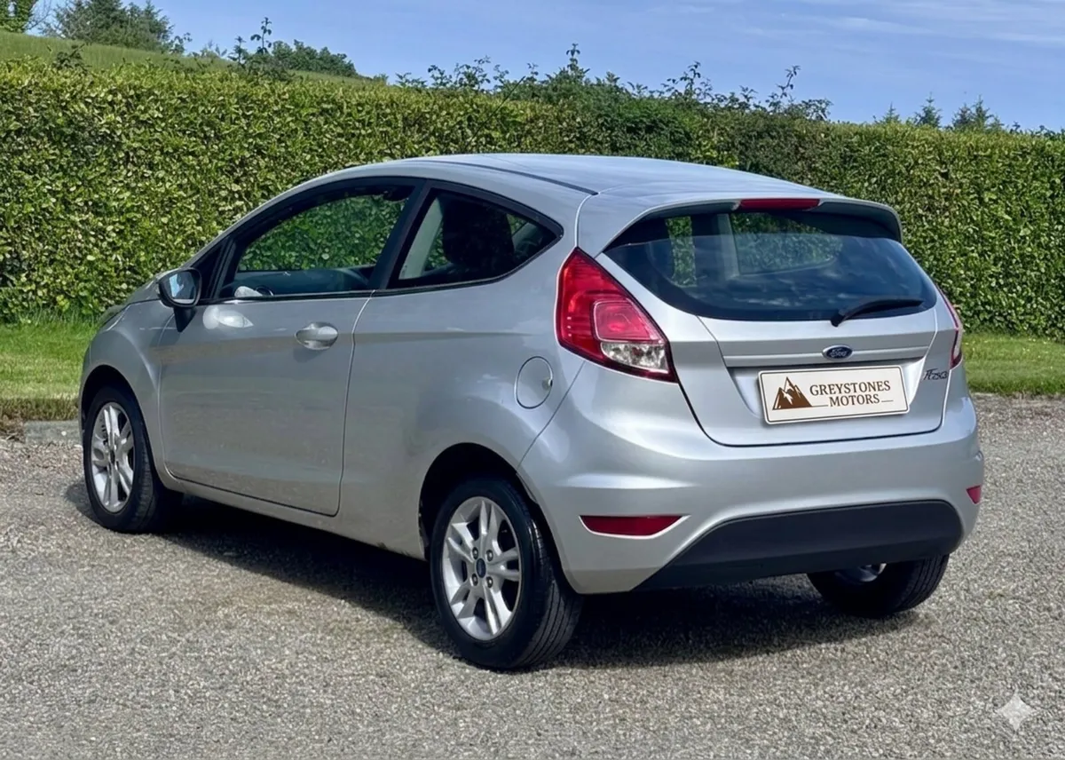 152 Ford Fiesta 1.25 Petrol Manual - Image 4