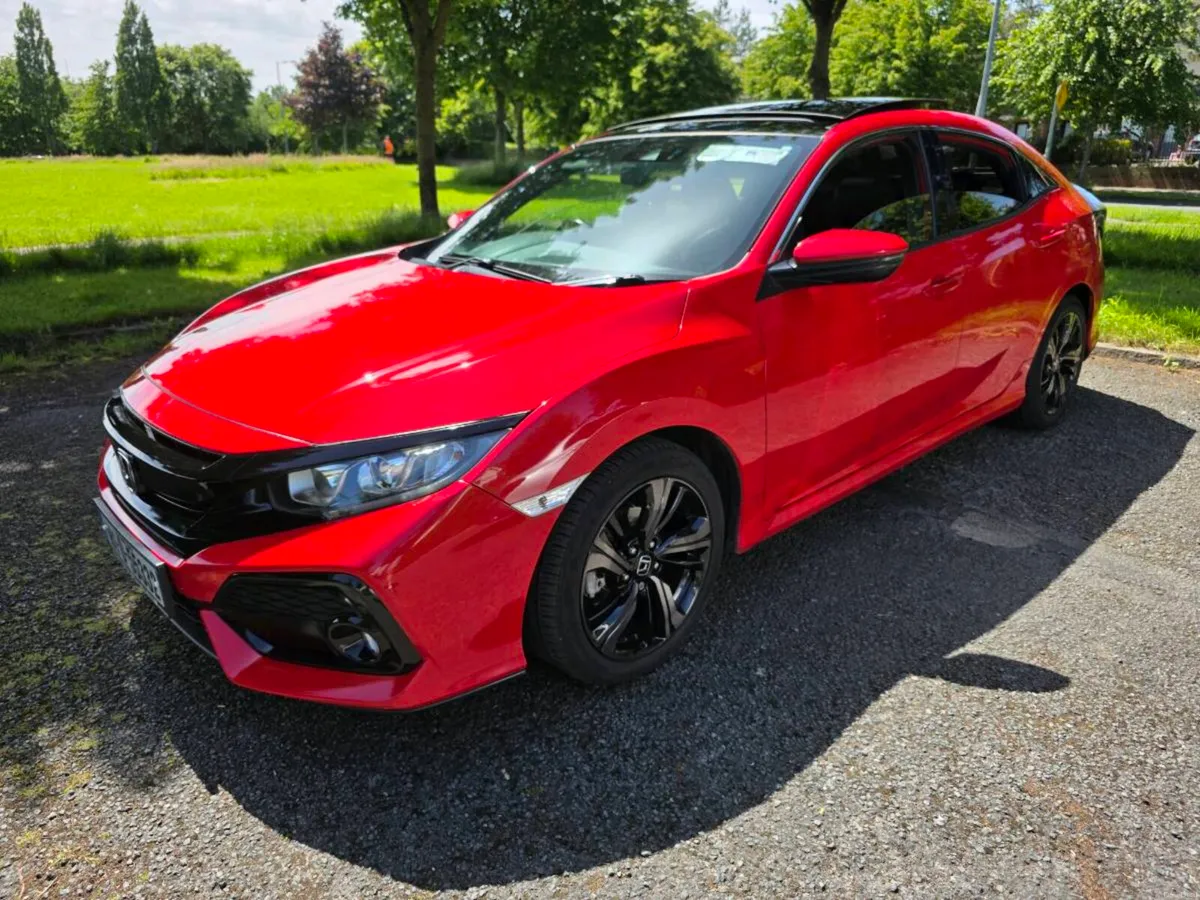 2018 Honda Civic Exec - Image 2