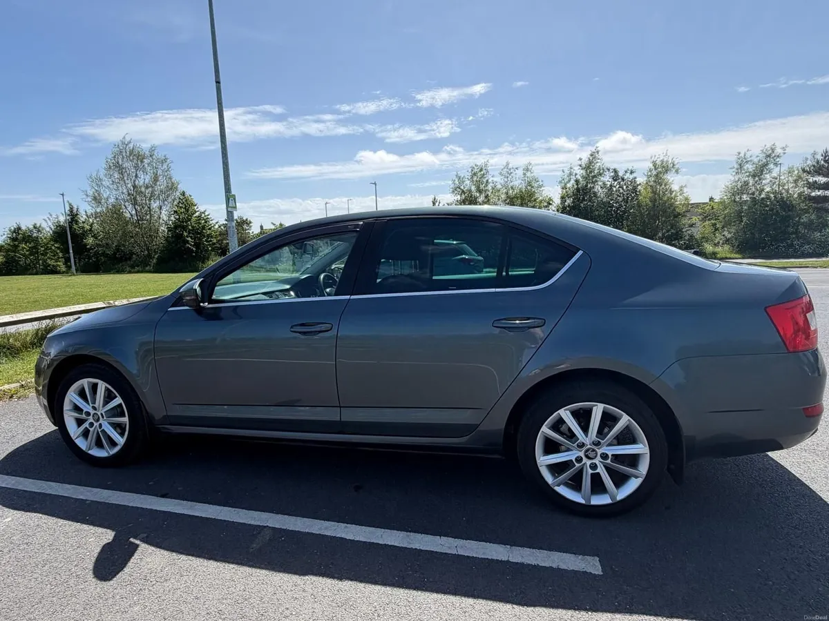 Skoda Octavia 2016 - Image 4