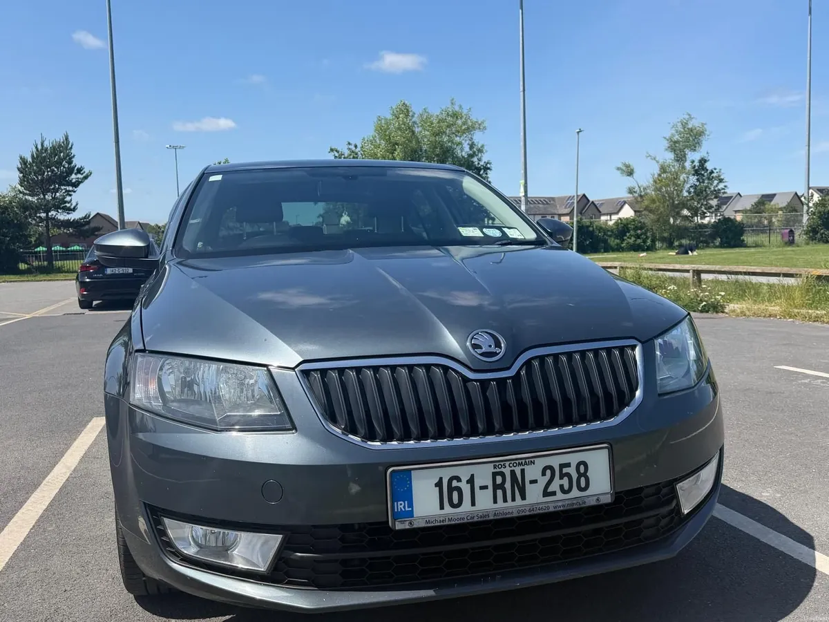 Skoda Octavia 2016 - Image 2