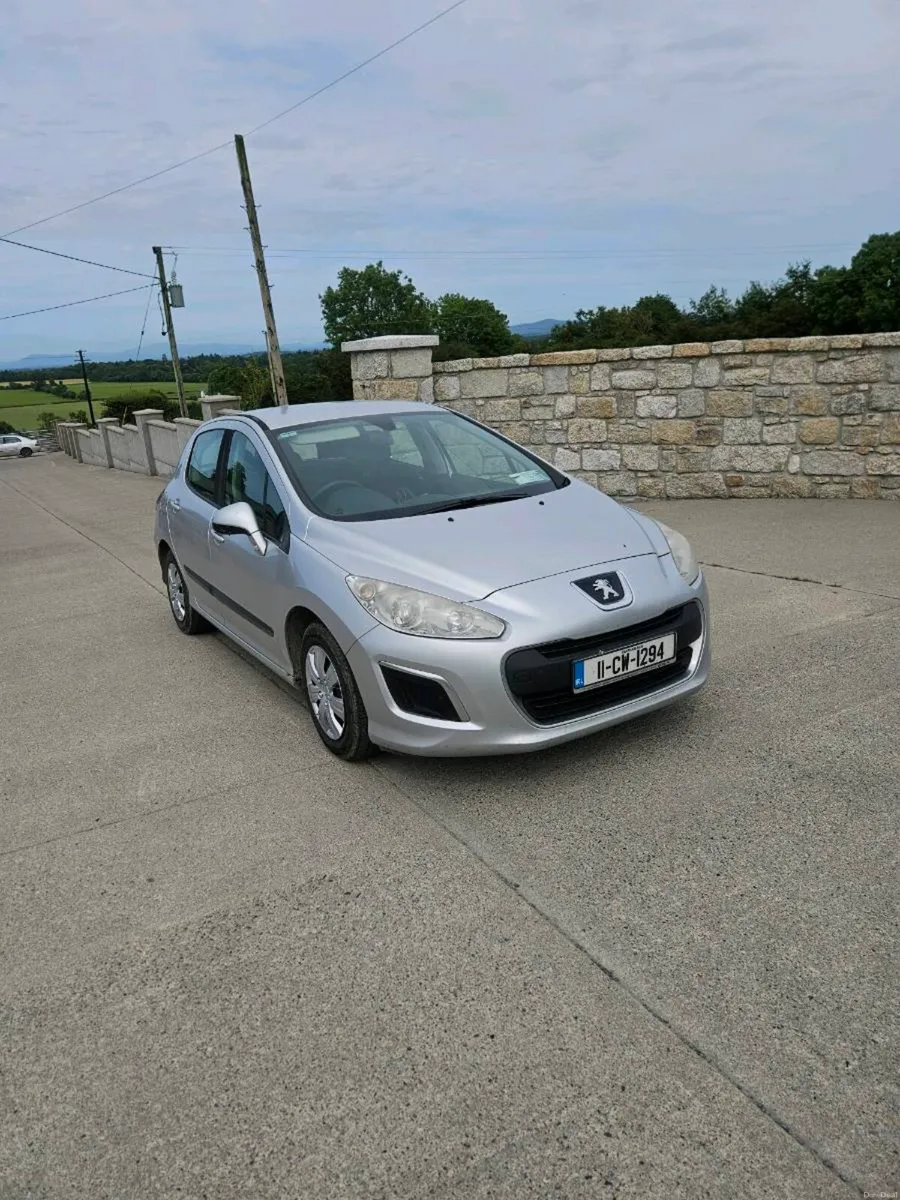 2011 peugeot 308 diesel nct 5/27 tax 8/26 - Image 1