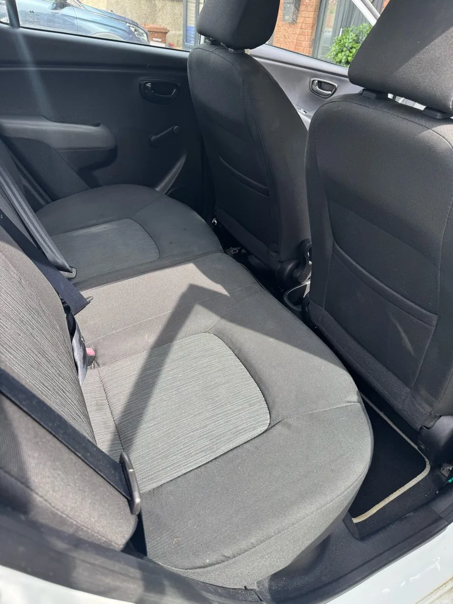 2011 Hyundai i10 - Image 4