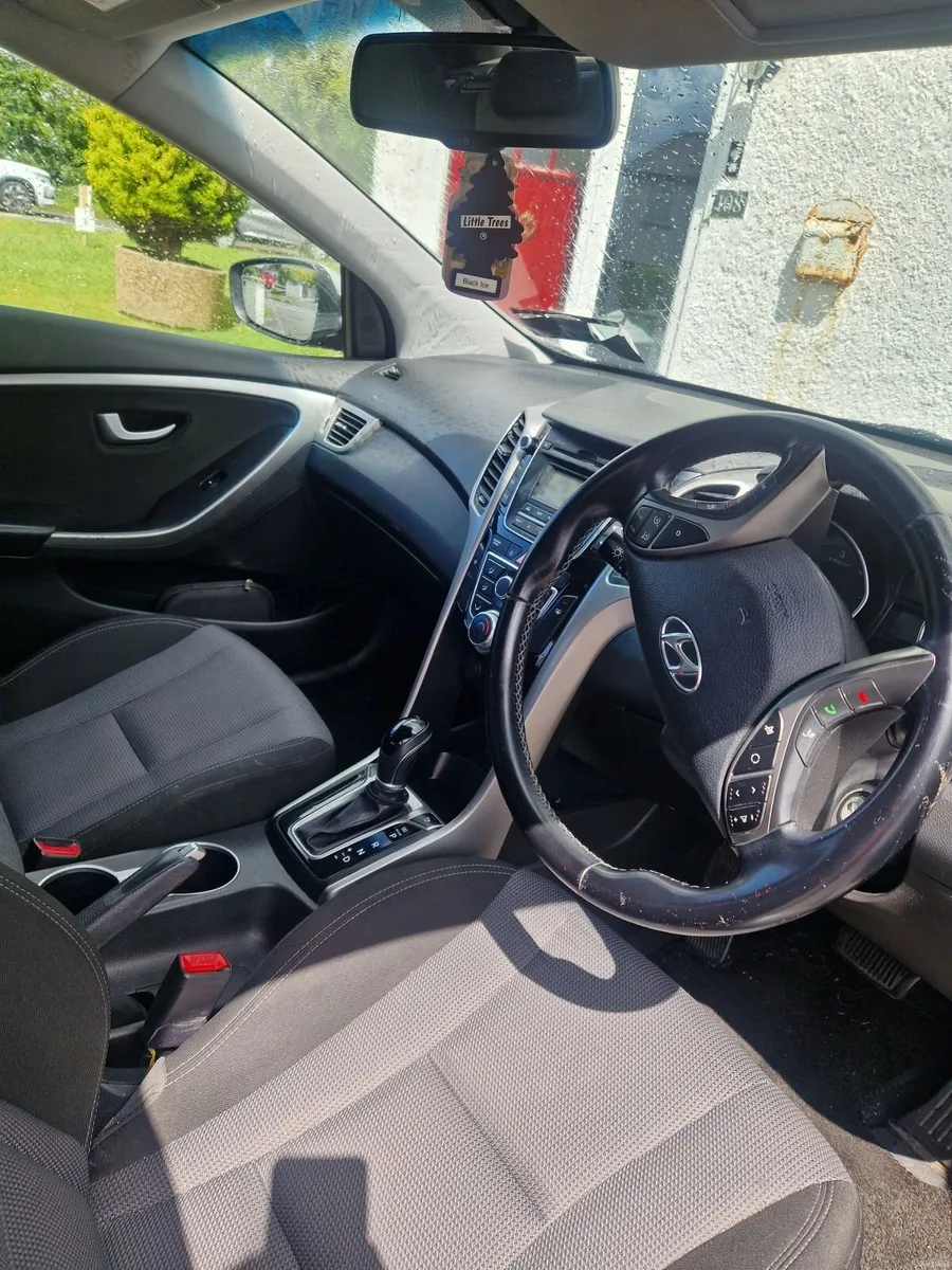 Hyundai i30 2015 - Image 2