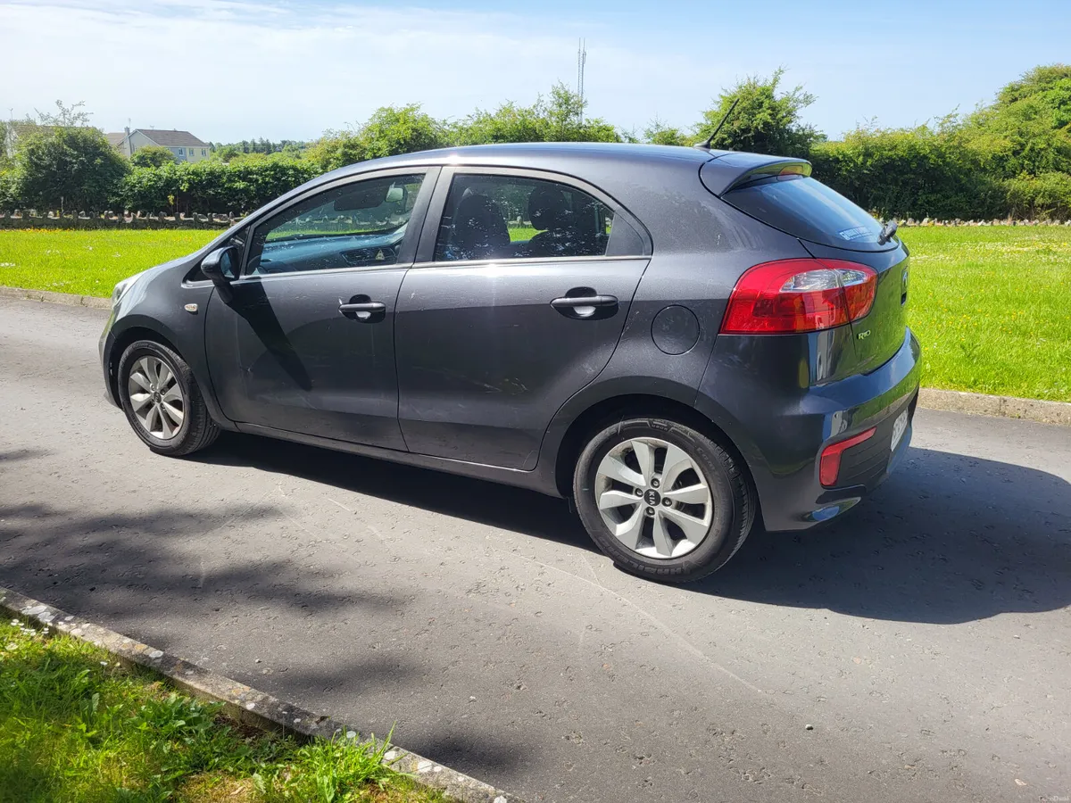 Kia Rio  1.2 petrol .  2016. - Image 4