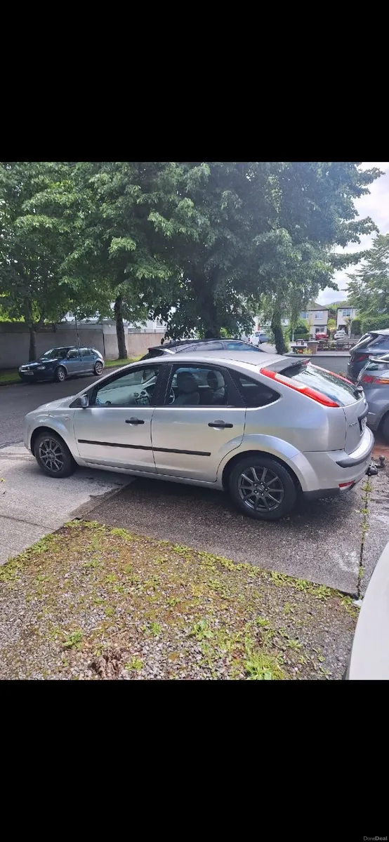 Ford Focus 2005 - Image 2