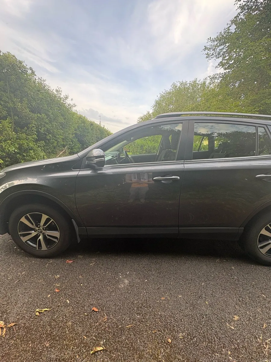Toyota RAV4 Diesel - Image 4